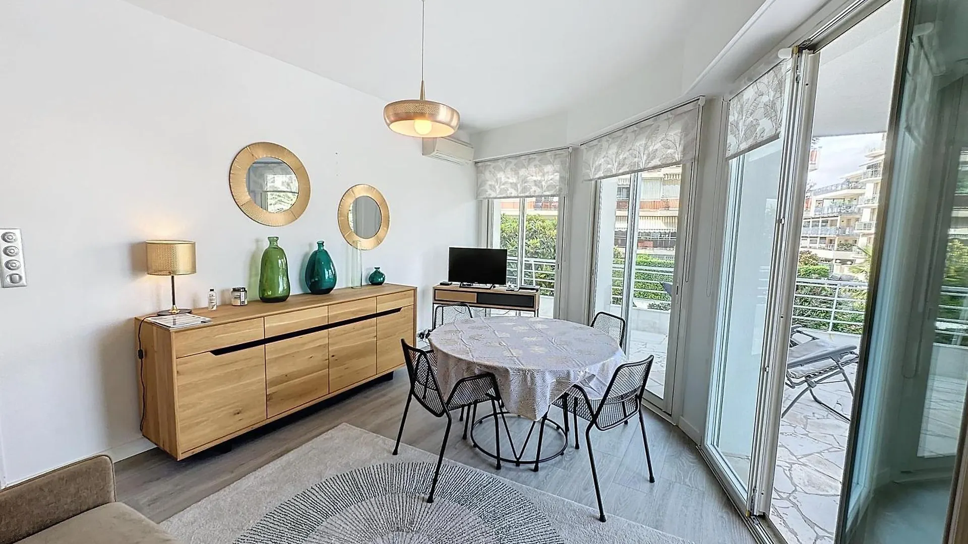 Arm1 - Beau 2 Pieces Avec Terrasse D'Angle Apartment Cannes